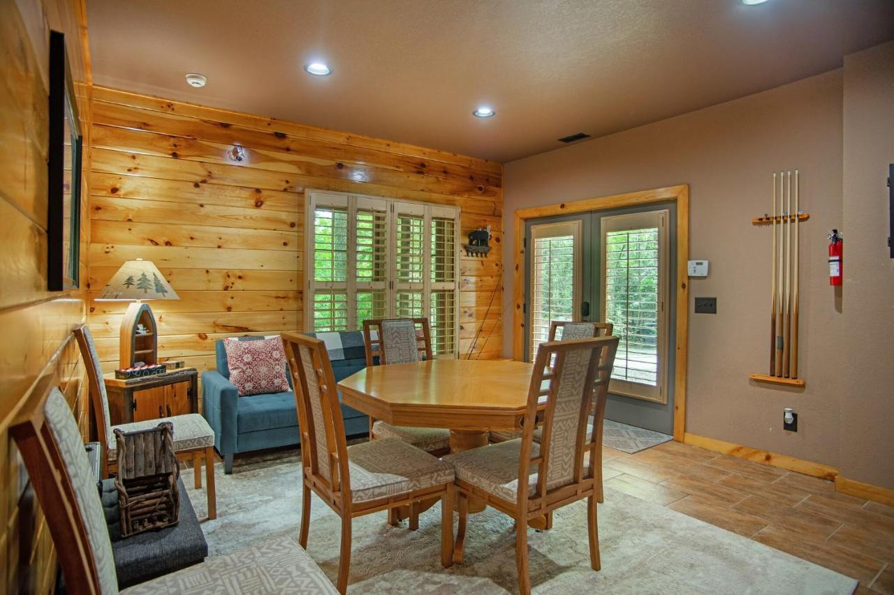 Iron Mountain Lodge - Beautiful Cabin With Forest & Mountain Views! Butler Ngoại thất bức ảnh