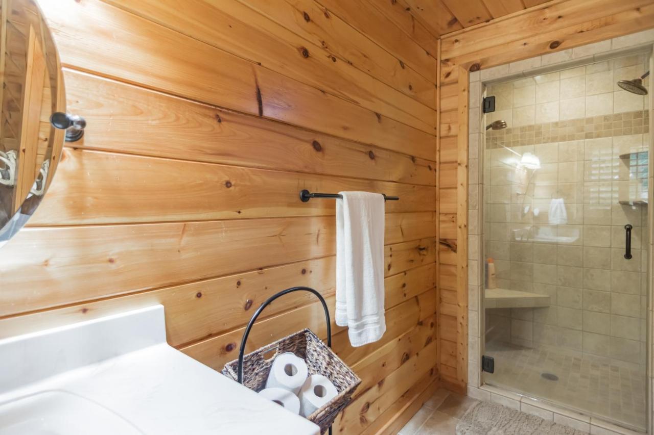 Iron Mountain Lodge - Beautiful Cabin With Forest & Mountain Views! Butler Ngoại thất bức ảnh
