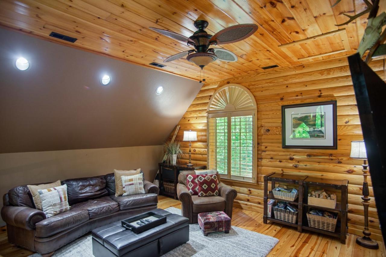 Iron Mountain Lodge - Beautiful Cabin With Forest & Mountain Views! Butler Ngoại thất bức ảnh